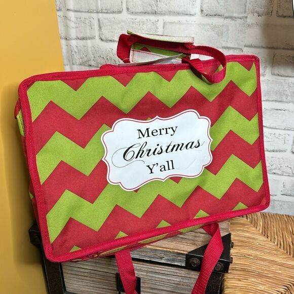 Season’s The Royal Standard Insulated Casserole Bag Christmas Ya’ll - Picture 2 of 5
